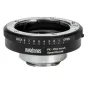 Metabones Devil Q666 0.50x greičio didintuvas adaptorius Pentax K į Pentax Q montavimui su numerine užrakto skalė, 'PK - PKQ montavimo greičio didintuvo' etikete ir metaline konstrukcija su juodu išoriniu žiedu.