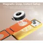 Ulanzi PS01 MagSnap ultraplonas magnetinės telefonų stovytės su akimirksniu prijungiamu prijungimu, derinamos su MagSafe priedais, rodoma su telefonu apsauginiu dėklu.