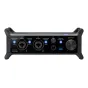 Zoom UAC-232 USB garso interfeiso užnugaris su dviem XLR/TRS kombinacijos įėjimais, fantominio maitinimo indikatoriais, signalo ir gitaros/boso jungikliais, ausinių lizdu, MIDI I/O prievadais, tiesioginio monitoriaus jungikliu i