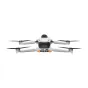 Insta360 Antigravity A1 bepilotinis dronas priekio vaizdas su išskleistomis rankenomis ir 8K 360 laipsnių kamera