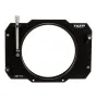 Tilta MB-T12-110 110 mm objektyvų adaptorius su pirštine užfiksuojamu užtvankiniu ir raktinio formos montavimo angomis patikimam matavimo dėžutės prijungimui.