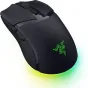 Razer Cobra HyperSpeed belaidė žaidimų pelė juoda šoniniame vaizde su RGB apšvietimu ir elegantišku simetrišku dizainu
