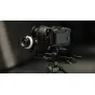 Tilta Arca aukščio reguliuojama 15mm LWS pagrindinė plokštė su 15mm strypų sistema, pritvirtinta prie kameros rig, tinkanti matavimo dėžutėms ir sekamo fokusavimo sistemoms.