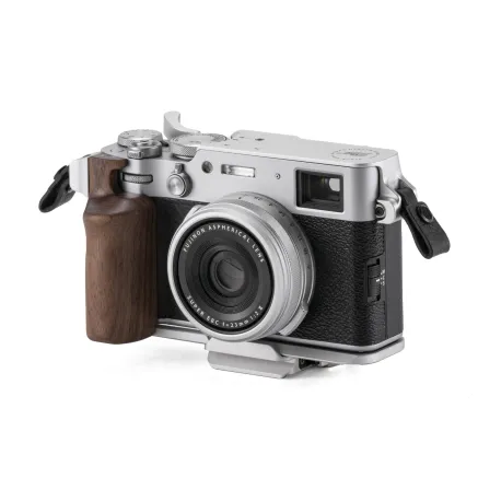 Tilta Vintage Camera Cage for Fujifilm X100VI Travel Kit Silver