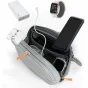 Ulanzi YY08 TechLite sling krepšys pilkos spalvos, talpinantis 2 litrus, su organizuotais įrenginiais: išmaniuoju telefonu, mobiliuoju įkrovikliu, ausinėmis ir išmaniuoju laikrodžiu – lengvas, apsaugotas nuo purslų fotoaparato i