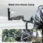 Vaxis MOVMAX Blade Arm Mount Clamp su rutulio galvu, tvirtinama ant motociklo vairų aktyviems filmavimo šūviams.