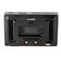 Viltrox DC-L2 7 colių liečiamojo ekrano monitoriaus užpakalinė pusė su HDMI/SDI prievadais, nuimamu baterijos skydu ir ventiliacijos grotelėmis.
