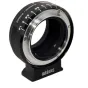 Metabones Contarex į Fujifilm X-mount adapteris juodo matinio apipavidalinimo su preciziškai pagaminta vario konstrukcija, užtikrinančia sklandų objektyvų suderinamumą.