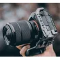Falcam F22 & F38 greito atleidimo L-kabliukas Sony A7 serijos kameroms su apsukimo stabilizacija ir pilna prieiga prie valdymo elementų.