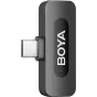 Boya BY-V30 bevielio USB-C mikrofonų priimtuvas su USB-C jungtimi ir BOYA logotipu, kompaktiškas dvikanalės bevielės sistemos prietaisas