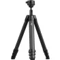 Peak Design Pro Tripod juodoje spalvoje su skystojo videokamera galva, visiškai surinktas ir matomas iš viršaus, rodo tvirtas aliuminio kojas ir anglies pluošto konstrukciją