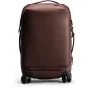 Rudas Peak Design Roller Pro Carry-On lagaminas, vaizdas iš užpakalio su suktuvais ratais ir ištiesta viršutinė rankena