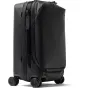 Peak Design Roller Pro Carry-On juodas kelioninis lagaminas su SlimDrive anglies pluošto rankena ir hibridine konstrukcija, patikimas ir erdvę taupantis kelionės aksesuaras.