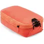 Peak Design Packing Cube Small ibis spalva – kompakti kelionių organizatorius su dviem skyriumi, suspaudžiamu zip užtrauktuku ir atspariu saviregeneruojančiu audiniu, idealiai tinka kelionėms