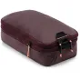 Bordo spalvos Peak Design Small dydžio pakavimo kubas su UltraZip, dviem skyriais ir patvariu saviregeneruojančiu audiniu organizuotam kelionių pakavimui.