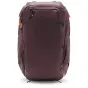 Peak Design Travel Backpack 45L Eclipse priekio vaizdas su išskiriamais sandėliais, paminkštintais diržais ir atspariu 400D perdirbtu nailonu