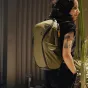 Peak Design Everyday Backpack Zip V2 15L kelp spalvos, atsparusis vandeniui kuprinė su minkštomis petinėmis juostomis ir šoninėmis kišenėmis, skirta miesto ir fotografijos poreikiams