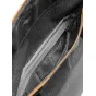 Peak Design Field Pouch V2 šiurkščiojo spalvos vidus su išsiplėtamu ruliuojamu uždaru, organizuotais tinkliniais ir užtrauktuko kišenėmis fotoaparato priedams.
