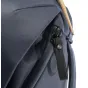 Peak Design Everyday Backpack V2 20L juodos spalvos su saugiu MagLatch užrakimu ir UltraZip šoninio prieigos sistema