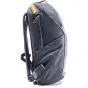 Peak Design Everyday Backpack Zip V2 15L tamsiai mėlyna pusė, su atsparumu oro sąlygoms Cord Hook diržais ir tvirtu 400D perdirbtu nailonu