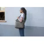 Peak Design Everyday Tote V2 15L juodos spalvos, stilinga rankinė su magnetiniu uždaru ir minkšta pečių juosta, patogus nešimas