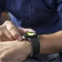 Tech-Protect silikono sporto juosta Samsung Galaxy Watch, su tekstūru juoda paviršiumi ir patikimu tvirtinimu, puikiai tinkanti aktyviam gyvenimo būdui.