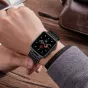 Tech-Protect nerūdijančio plieno juosta Apple Watch 42mm/44mm modeliams, juoda, dėvima ant rankos su aktyviais treniruotės rodikliais