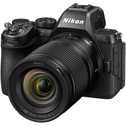 Nikon Z5 II + 24-105mm f/4-7.1 Kit