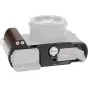 SmallRig 5942 L-formos montavimo plokštė su medine rankena Panasonic LUMIX L10 kamerai, juoda, su Arca-Swiss greitai atlenkiama plokšte ir D žiedu saugiam montavimui be įrankių.