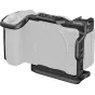 SmallRig HawkLock greitai išsitraukiama kameros rėmelis Canon EOS R6 Mark II, rodantis priekį, NATO vamzdynus ir greitą atlaisvinimą