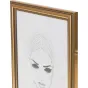 FOCUS Tango Classic Gold 20x30 cm rėmas su elegantišku auksiniu apdailu ir tikru stiklu, išryškinantis minimalistinį juodai baltą portreto dailės kūrinį elegantiškai.