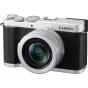 Panasonic Lumix L10 sidabrinė kompaktiška fotoaparatas su Leica 24-75 mm F1.7-2.8 objektyvu, priekis rodantis prestižinį dizainą ir intuityvius valdymo ratukus