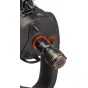 Celestron T-Adapter SLR/DSLR kameroms, skirtas prime focus fotografijai, jungiasi prie Schmidt-Cassegrain teleskopų, su tvirta metaline konstrukcija ir raudonais akcentais.