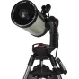 Celestron NexStar Evolution 9.25 Edge HD teleskops su StarSense funkcija, montuojamas ant juodo triko su prijungtu išmaniuoju telefonu, rodančiu pažangias astrofotografijos galimybes