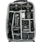 Think Tank Airport Accelerator Backpack 41L su organizuotais skyriais Nikon kameroms, objektyvams ir tripodo tvirtinimams.