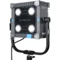 NANLUX Evoke Matrix 2500B Bi-color Multi-Source Spot Light Kit lėktuvo dėkle su motorine Fresnel objektyvu ir keturiais baltais šviesos šaltiniais