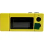YASHICA Funtastic Keychain Camera geltonos spalvų su juodu ekranu, dviem mygtukais dešinėje pusėje ir žalia etikete ant apatinio mygtuko, skirta nešiojamai fotografijai.