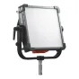 Godox KNOWLED P300R RGB Panel Light Kit su 350W LED galia, belaidžiu valdymu ir aukšta spalvų tikslumu profesionaliam studijos apšvietimui.
