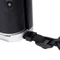 JJC HG XT50 SILVER kameros rankena su pritvirtinta juoda riešo juosta, turinti tekstūru silikoninę paviršių ir sidabrinę metalinę bazę, rodanti juostos jungtį patogiam laikymui.