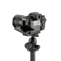 3 Legged Thing ZADIE QD 107mm Arca QD L braketas Nikon Z6 III, su greito atjungimo mechanizmu ir priedų taškais, sumontuotas ant trikojai su kamera.