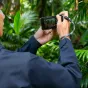 PGYTECH Camera Wrist Strap Slim (Outdoor Blaze Red) - Lengvas ir saugus riešų diržas su greito atjungimo sagtimi kameroms, puikiai tinka lauko fotografijai.
