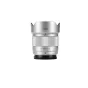 Viltrox AF 35mm F/1.7 Fuji X Silver objektyvas su lotoso gaubtu, diafragmos žiedu ir kompaktišku dizainu APS-C fotografijai