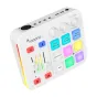 Baltasis Maono G1 Neo garso kortelė su RGB apšviestomis mygtukais, garsumo ir stiprinimo reguliatoriais, XLR įėjimu ir 48V fantominio maitinimo jungikliu, kompaktiškas dizainas transliacijoms ir įrašymams.