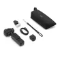 DJI Osmo Pocket 4P Standard Combo su dviem 1‑colio jutikliais, 4K/240fps, 3‑ašių stabilizavimu ir įtrauktais priedais, tokiais kaip USB‑C laidas, riešo dirželis, užpildymo šviesa ir nešiojimo dėklas.