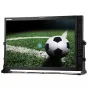 24 colių LED transliacijos monitorius, rodomas futbolo kamuolys žolėje su baltomis linijomis šalia kampo vėliavos