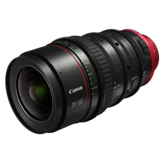 Canon CN-E20-50mm T2.4 L F kinematografinis objektyvas su raudonu akcentiniu žiedu, žaliais metriniais ženklais ir EF tvirtinimu pilno kadro 35 mm kameroms