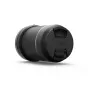 DJI DL 35mm F2.8 LS ASPH objektyvas su apsaugine dangteli, juodas anglies pluošto korpusas, raudona indikatoriaus mygtukas, izoliuotas ant balto fono