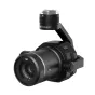 DJI DL 50mm F2.8 objektyvas su anglies pluošto korpusu, 46 mm filtro sriegis ir DJI DL tvirtinimas, suderinamas su Zenmuse X7 ir X9, matomas iš priekio-trijų ketvirčių kampo