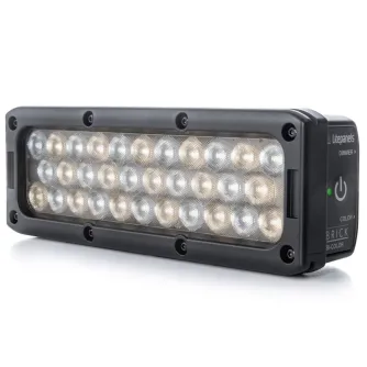 Litepanels Brick Bi-Color LED Light - Aukštos galios on-kameros LED apšvietimas su reguliuojama bi-kolorine temperatūra ir IP65 apsauga profesionaliai vaizdo gamybai Litepanels Brick Bi-Color LED Light - Aukštos galios on-kameros LED apšvietimas su reguliuojama bi-kolorine temperatūra ir IP65 apsauga profesionaliai vaizdo gamybai