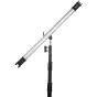 NANLITE HD‑T12‑1‑BHP dviejų jungčių tube light holder pritvirtintas prie 16 mm špigoto stovo, sidabrinė vamzdis su juodais spaustukais, lanksčios montavimo galimybės PavoTube.